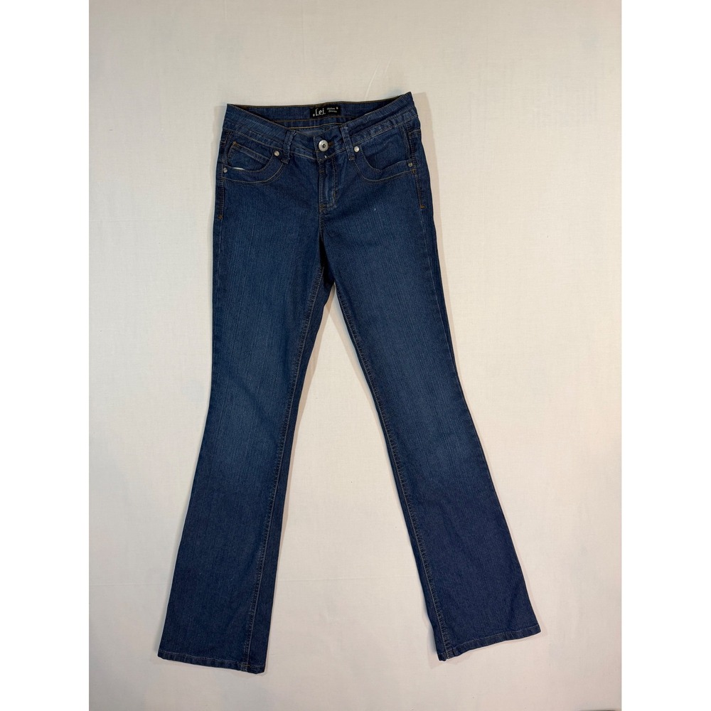 L.E.I. Chelsea Lowrise Flare Jeans Dark Wash Embroidered Pockets Juniors 3 Reg